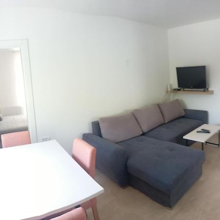 Lane Apartmani Veternik Экстерьер фото