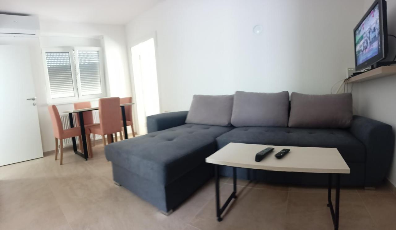 Lane Apartmani Veternik Экстерьер фото