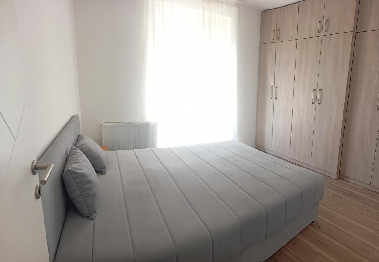 Lane Apartmani Veternik Экстерьер фото