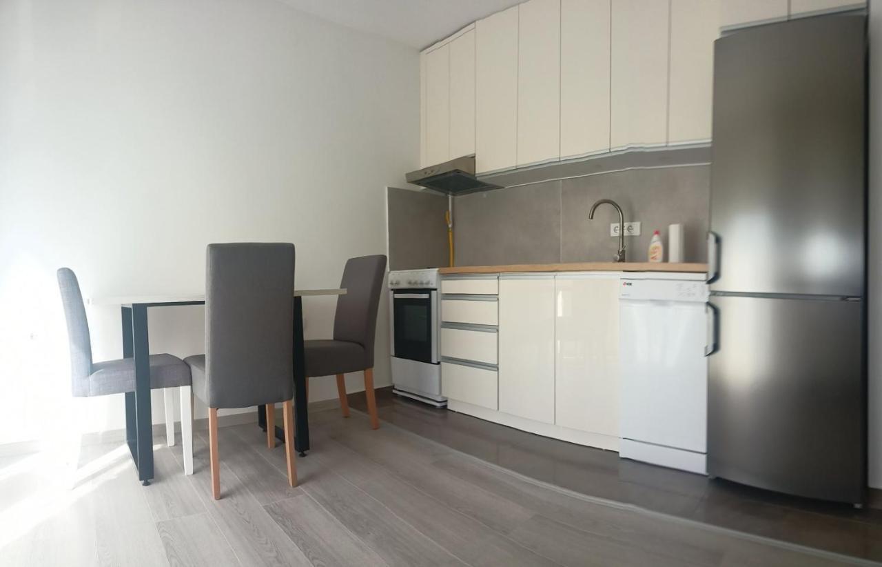 Lane Apartmani Veternik Экстерьер фото